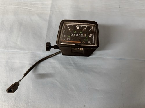 2003 Arctic Cat 500 4x4 Speedometer 4386 miles Complete With Bracket 0420-031