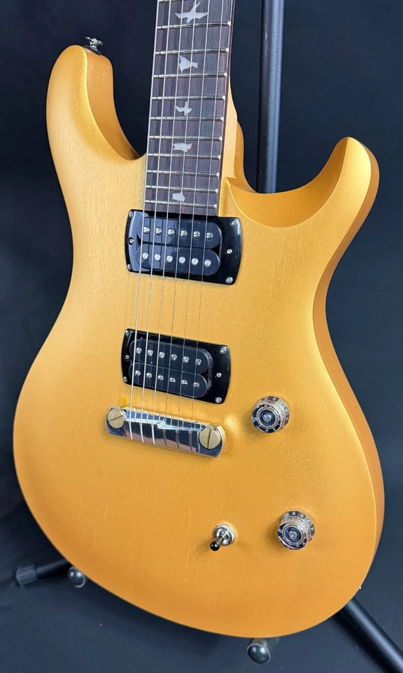 Guitarra Eléctrica PRS SE CE 24 Estándar Satinado Stoptail Metálica Dorada con Estuche Foto 4 de 4