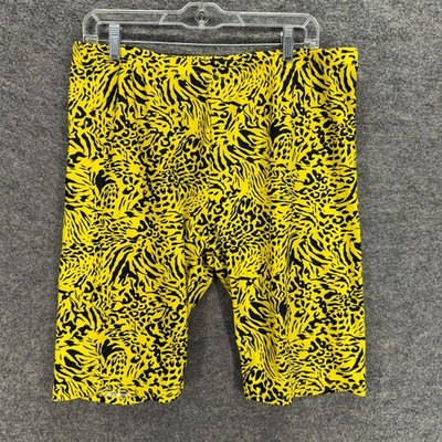 AQ Sport Shorts Women 1X Plus Yellow Animal Print Pull On Mid Rise Chino Casual