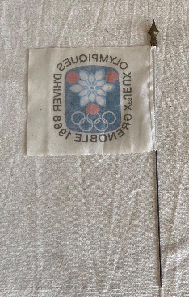 PORTE-CLÉS Métal JEUX OLYMPIQUES de GRENOBLE 1968 SKI JO 68