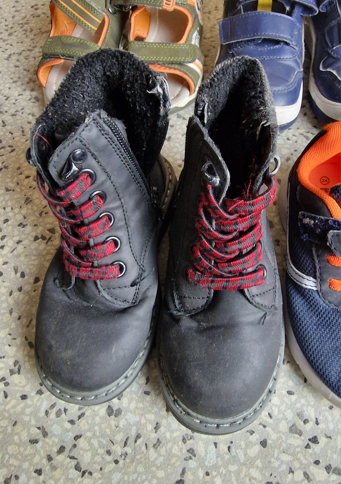 Lotto Scarpe Bambino Usate Varie Misure 24 25 26 27 Prezzo regalato