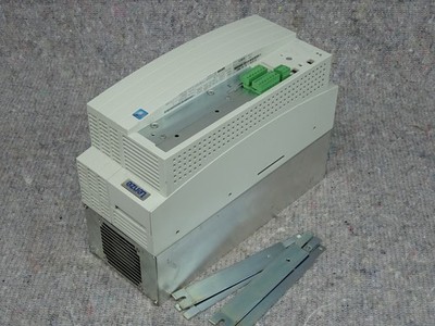 Lenze EVF Inverter 33.8245-E.3C.31-V921 400073 EVF8245-E V921 400V 5.5kW