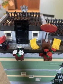 Lego Creator Green Grocer 10185 w/ Original Box & Instructions