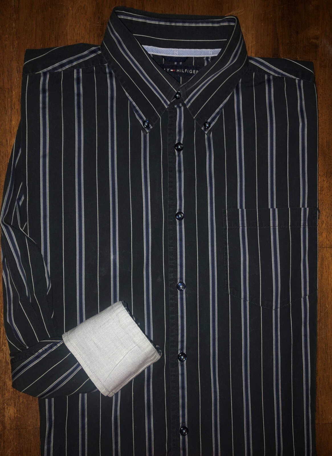 Tommy Hilfiger Men's Medium Long Sleeve Striped Button-Down Shirt MD M