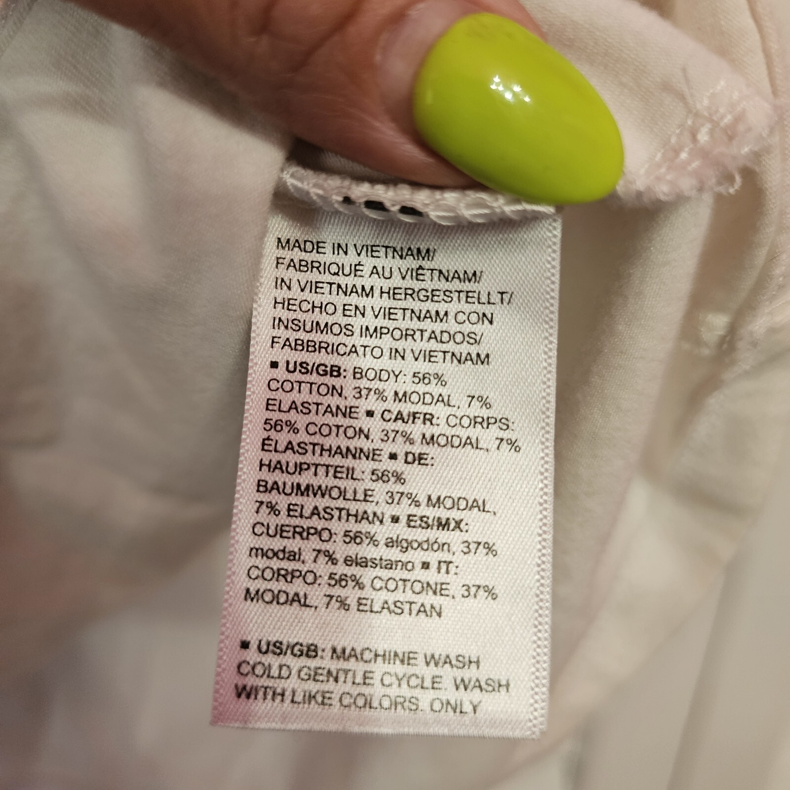 Amazon Essentials Basic White Short Sleeve Tee Wo… - image 6