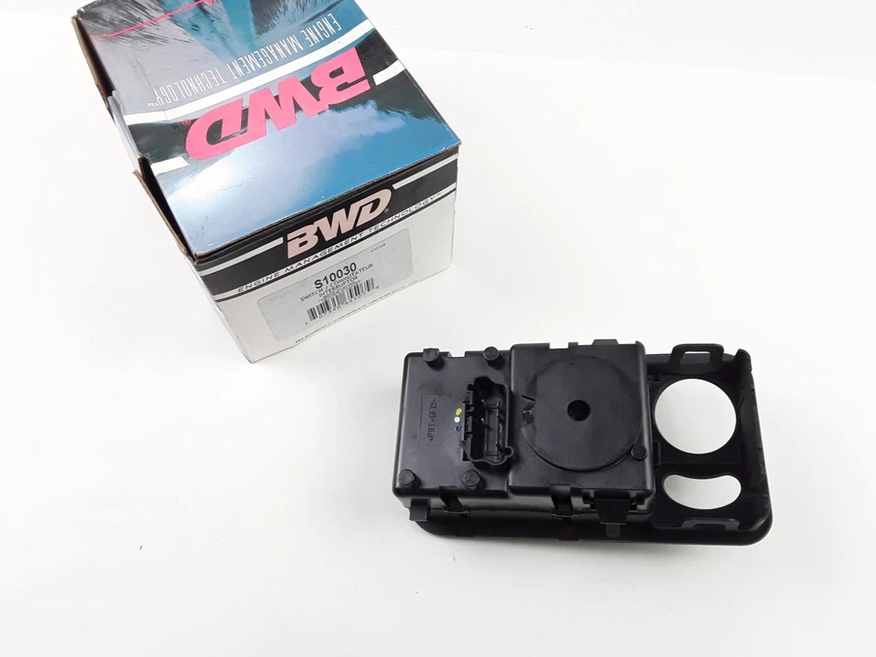 Headlight Switch for Dodge Caravan Grand Caravan Chrysler Town & Country 2004-07 - Image 3 of 4