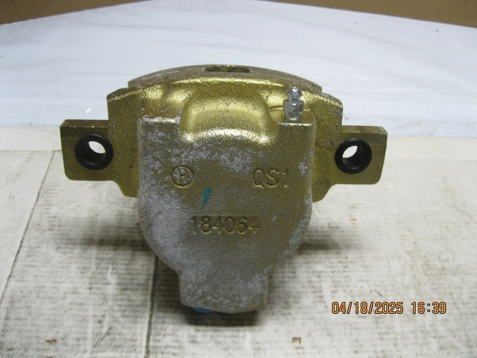 Disc Brake Caliper Wearever 18-4064 Remanufactured Foto 3 de 4