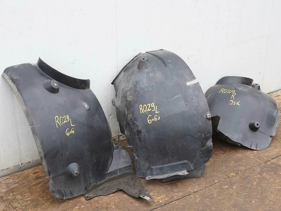 2005 - 2008 Mercedes Benz Slk Class Slk350 Fender Splash Mudguard Left Right - Image 2 of 4