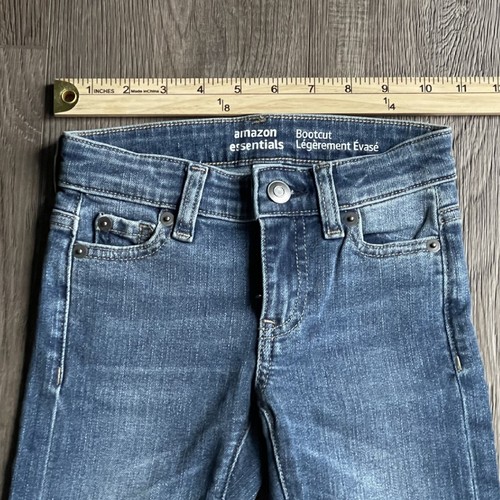 Mädchen Amazon Essentials Größe 5 Boot Cut Denim Jeans Medium Wash Blau Jeans - Bild 9 von 10
