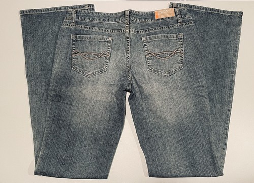 Mossimo Supply Co Women Lowest Waist & Straight Bootcut Fit6 Denim Jean Size 11L - Picture 5 of 5
