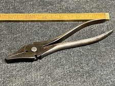 J M KING & Co 6” BUTTON PLIERS PATENT WIRE CUTTER FENCE LINESMAN WATERFORD NY