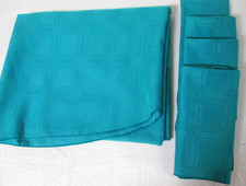 DUSTY BLUE OBLONG TABLECLOTH 102 X 60 4 NAPKINS