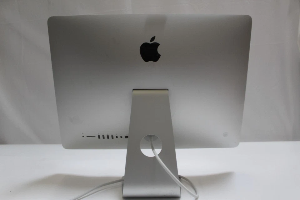 Apple iMac 2013 21.5" i5-4570R 2.7GHz 1TB Fusion 8GB RAM macOS Catalina A1418 - Image 2 of 4