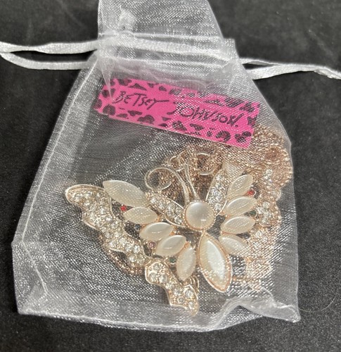 Betsey Johnson Large Opals And Crystals Gold BUTTERFLY Pendant NECKLACE NWT - Picture 10 of 11