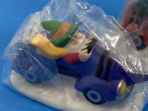 Department 56 NORTH POLE 2000 Cruisin’ Crayola Elves (2pc) #56800 NEW in Box! - Picture 11 of 13