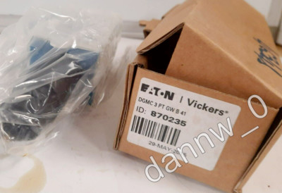 NEW In Box EATON Vickers DGMC-3-PT-GW-B-41 solenoid valve