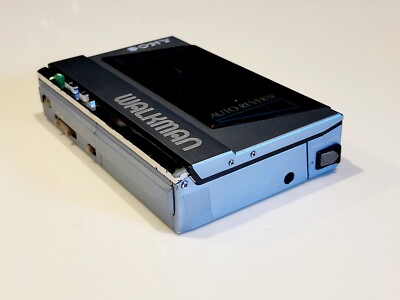 SONY WALKMAN WM-40 カセットウォークマン ジャンク Super Rare Sky Blue Sony Walkman WM-40 Fully Working VG-Condition