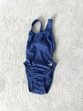 Nuevo con etiquetas Traje de baño Speedo para niñas azul marino de una pieza Prolt juvenil talla 24