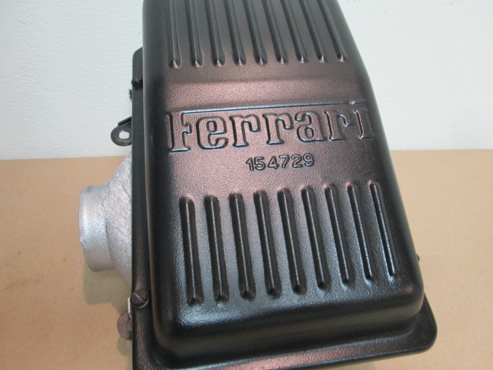 Ferrari 355 - 2.7 -  RH Air Intake Box # 154729