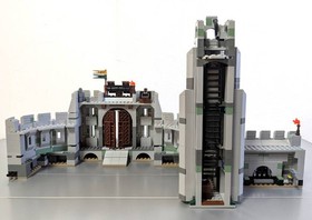 LEGO LOTR 9474 Battle of Helm's Deep Set