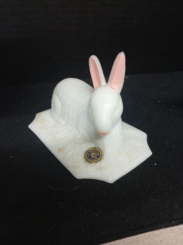 Vintage WESTMORELAND Milk Glass Rabbit Oblong  LID ONLY JA 553