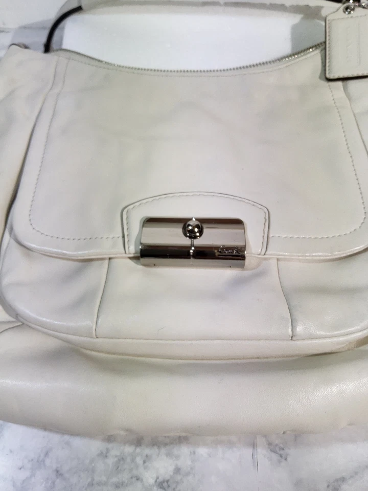 Bandolera Coach Kristin F22306 Cuero Blanco Marfil Hobo Bolso Elegante Cierre de Cartera Foto 4 de 4