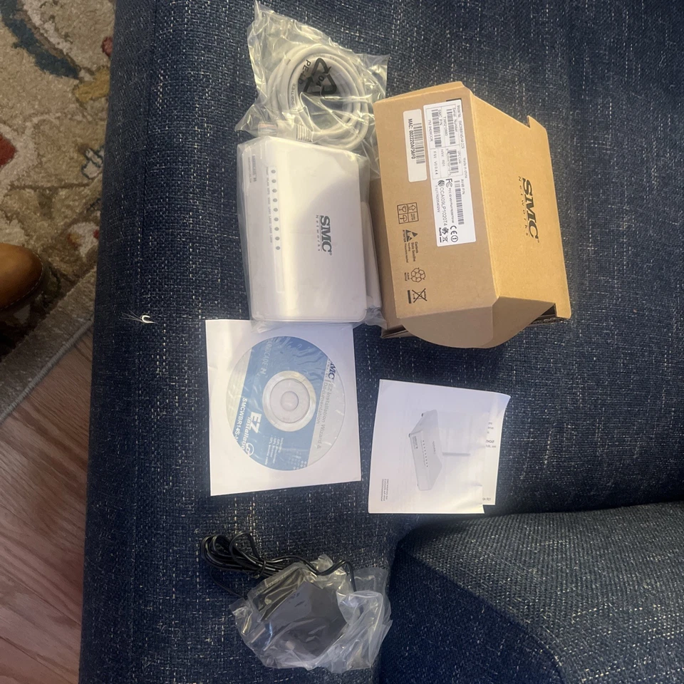 SMC Network 150 Mbps 4-Port Wireless Broadband Router SMCWBR14S-N4 - Image 2 of 3