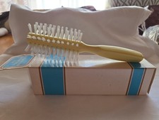 VTG NOS 1970'S AVON Yellow 7in. "Full Round Brush Petite"