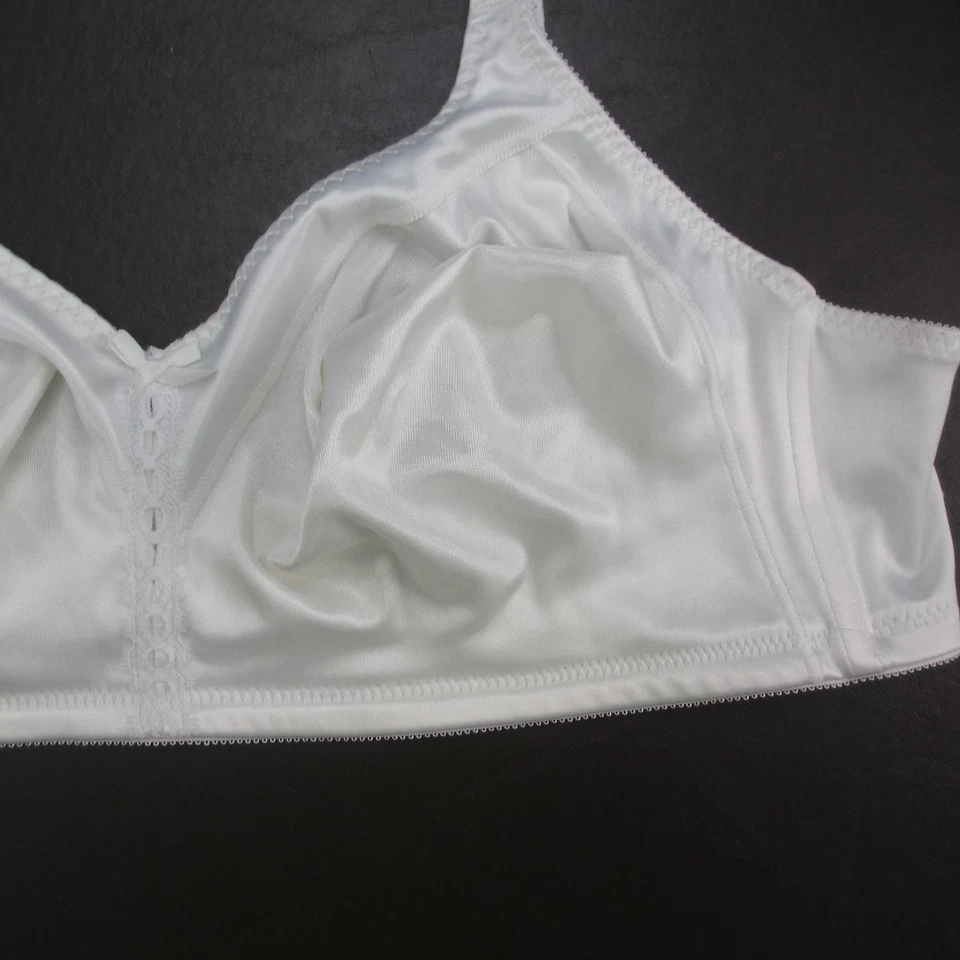 Bali Bra Womens 48B White Double Support Wirefree Comfort Full Coverage 3820 - Image 4 of 4