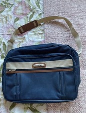 equator duffel bag for travel or leisure good condition