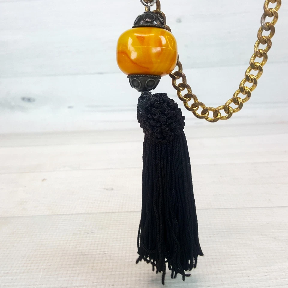 Hebilla de cinturón adornada hecha a mano de artista vintage metal dorado amarillo ámbar con borla Foto 4 de 4