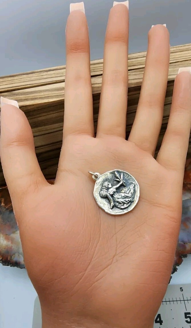 James Avery Retired Virgo Zodiac Charm / Pendant Medi… Gem