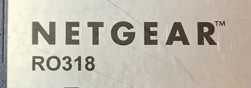 Netgear RO318 DSL/Cable Internet Security Router w/ 8 Ethernet Ports, Blue "I1E" - Image 3 of 4