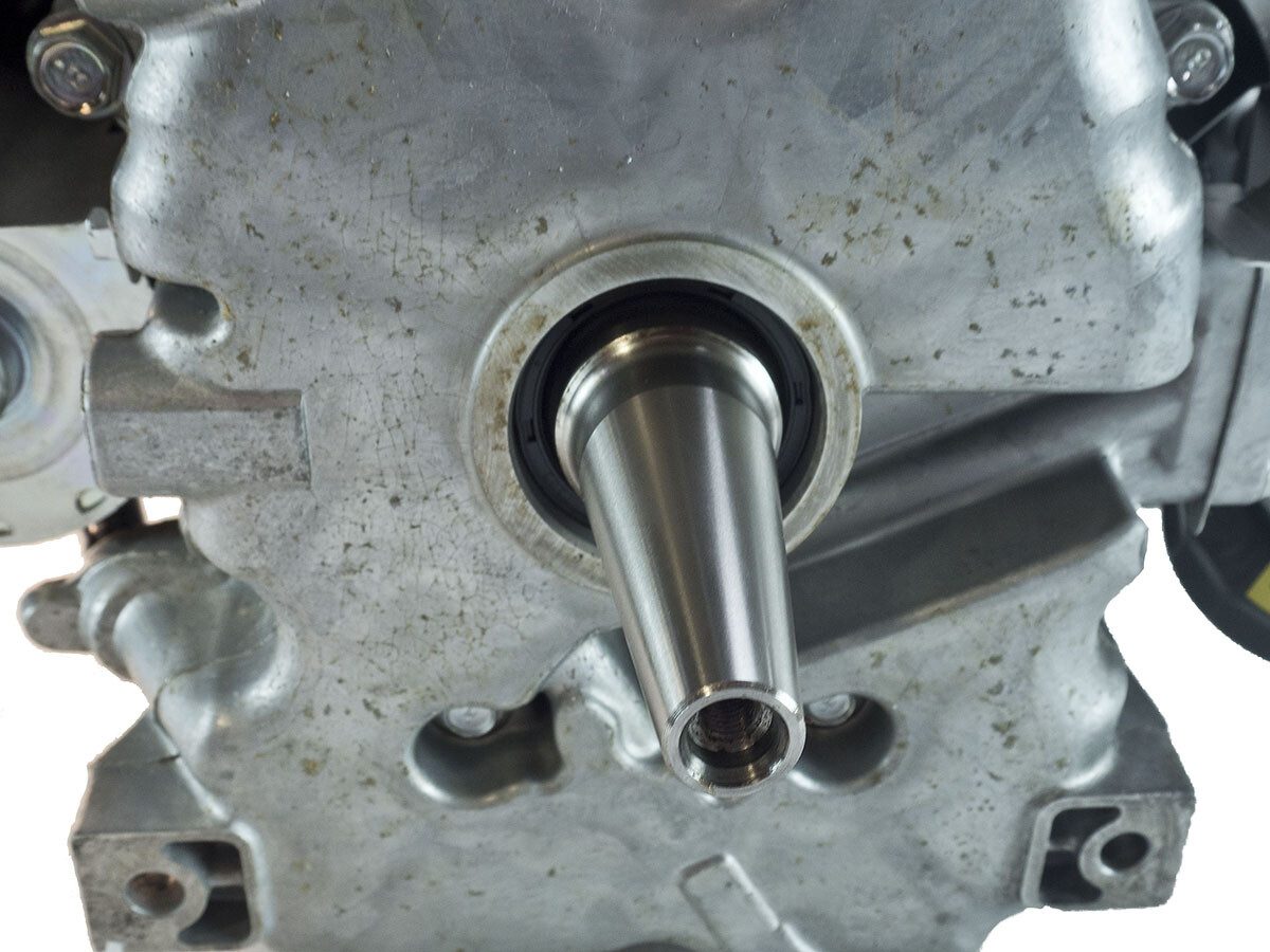 vintagan・an no.27 Briggs Vert Engine 18hp Vanguard Tapered Shaft for