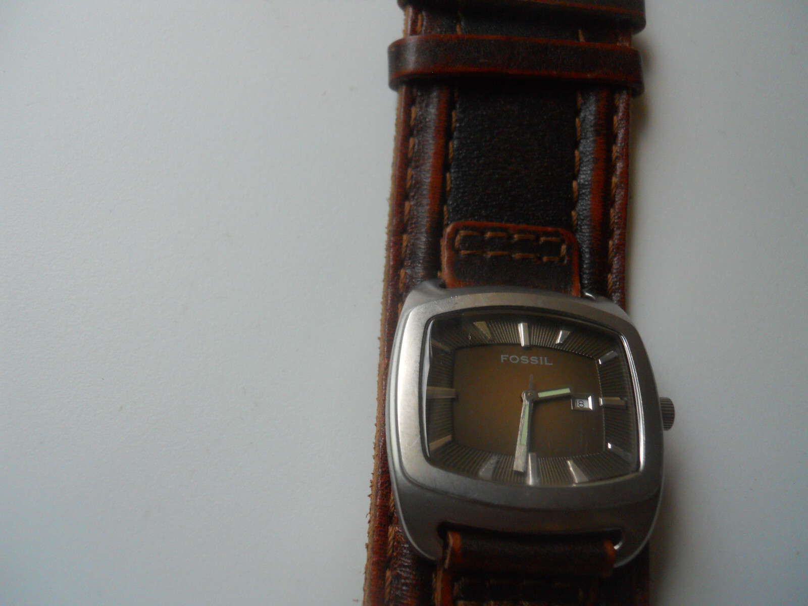 Fossil JR-9156 Mens Wide Brown Leather Water Resistant Wristwatch