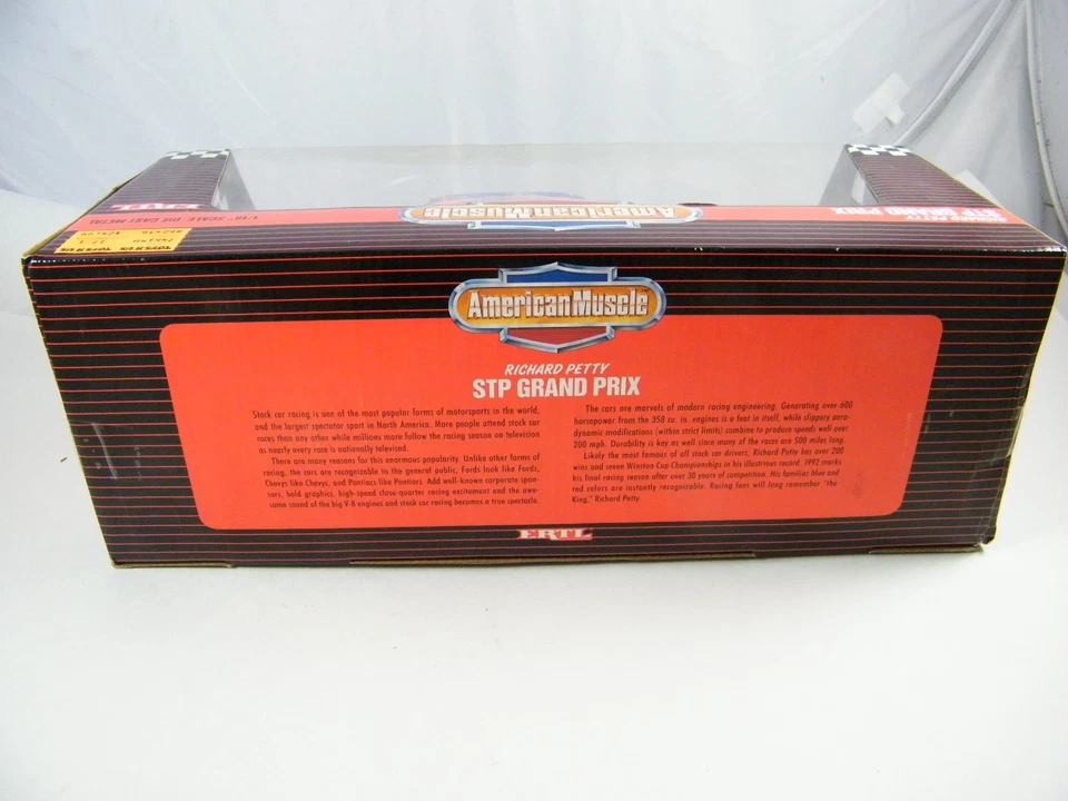 1992 ERTL AMERICAN MUSCLE STP GRAND PRIX 1:18 РИЧАРД ПЕТТИ ЛИТОЙ МЕТАЛЛ НОВЫЙ В УПАКОВКЕ - Изображение 3 из 4