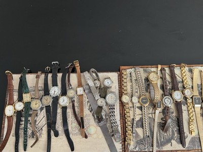 HUGE vintage Watch Lot - Elgin , Timex, Waltham ,Junk many brands 25 pieces