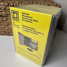 SQUARE D Pull-Out Disconnect Switch & GFCI Receptacle UFP222RGFI 60A Non Fused