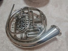 Holton H279R French horn