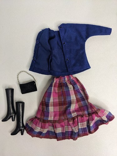 3 Handmade 1/6th Scale Barbie Sized Outfits With Accessories - Picture 6 of 10