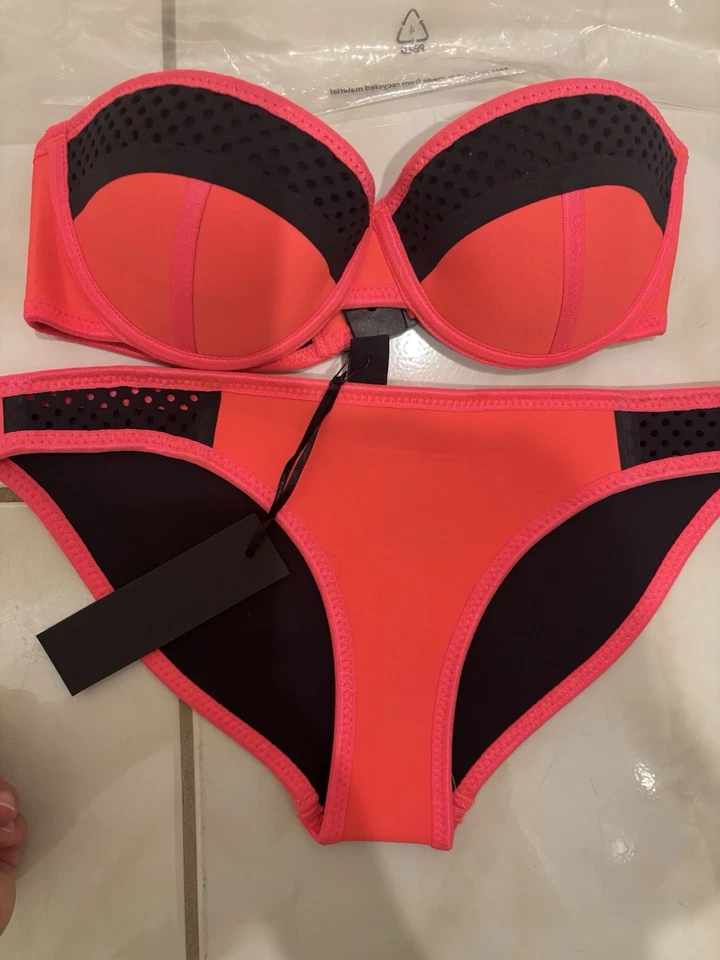 Bikini mujer TRIANGL rosa 2 piezas sin tirantes  Foto 2 de 4