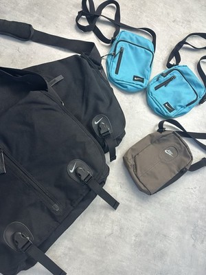 Bundle Mix aus Nike Umhängetaschen   Y2K Retro Vintage Style (90s), Unisex