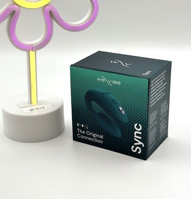 We-Vibe Sync 2, Green, Couples Wearable Vibe w/ Remote & App Controlled | eBay We-Vibe Sync 2, Green, Couples Wearable Vibe w/ Remote & App Controlled | eBay