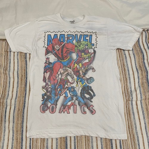Marvel Graphic white Shirt Medium Iron 