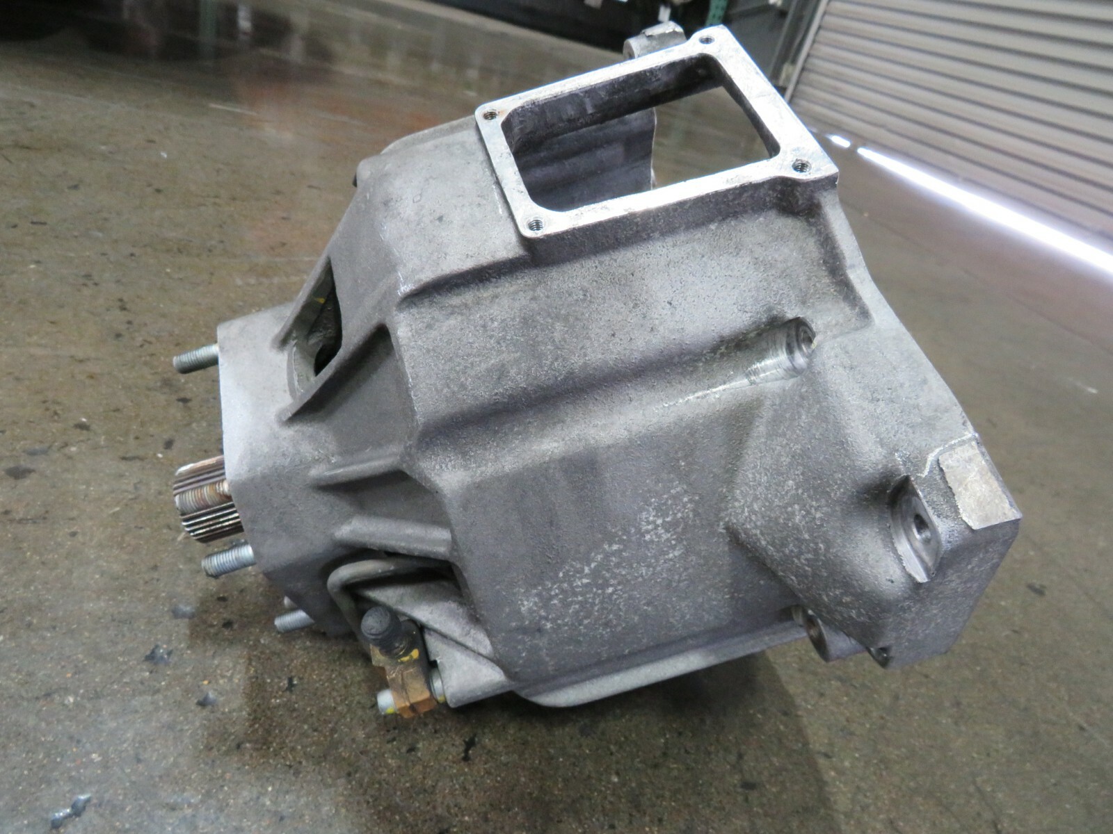 Maserati M138 Spyder, Coupe, F1 Bell Housing, w/ Bearing, Used, P/N 184763