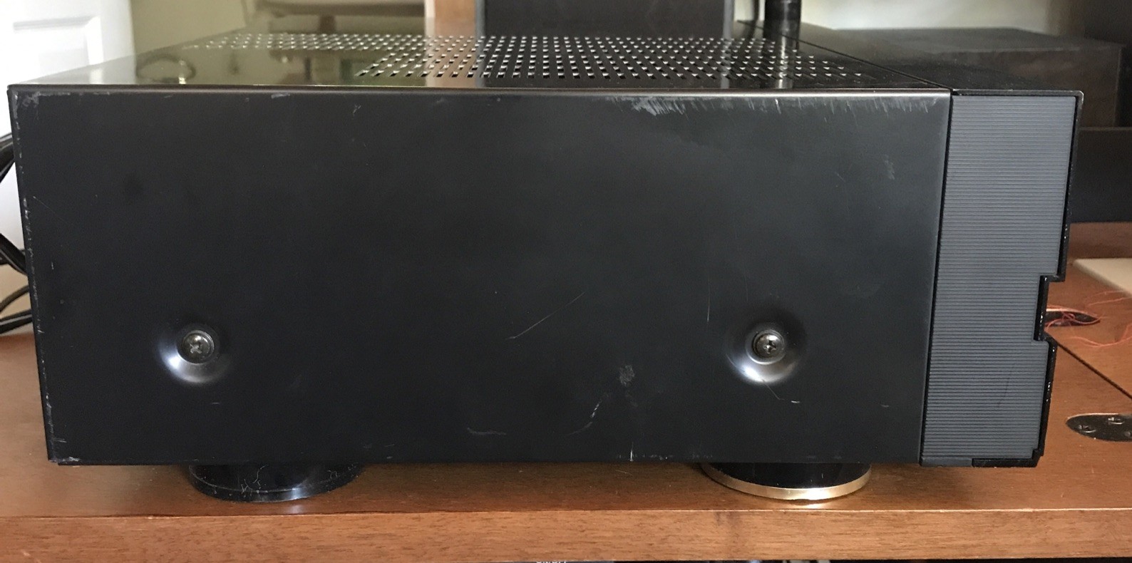 Denon AVC-700 100 Watt Integrated AV Surround Amplifier w/Phono Input
