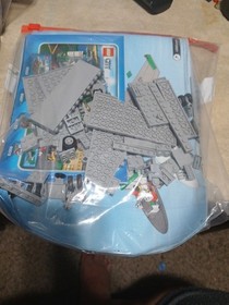 LEGO CITY: Cargo Terminal (60022) Incomplete