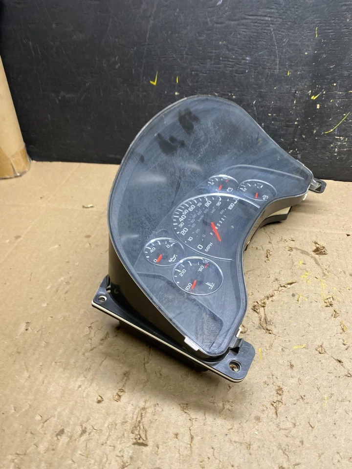 2008 to 2010 Chevrolet Express 1500 Speedometer Cluster Gauge U5171 DG - Image 3 of 4