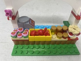 LEGO 41026 FRIENDS: Sunshine Harvest Complete W/ Manual Olivia