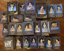 Fontanini Christmas Nativity Figurine Collection - Lot of 23 Vintage Pieces! ✨